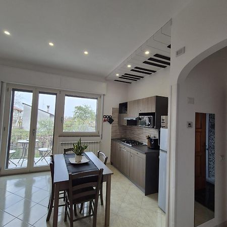 Jazz & Blues Apartments Near " Sentiero Degli Dei " อาเจโรลา ห้อง รูปภาพ