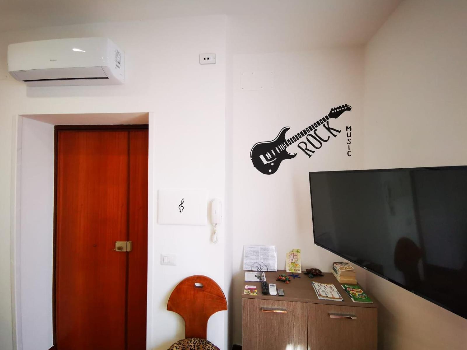Jazz & Blues Apartments Near " Sentiero Degli Dei " อาเจโรลา ห้อง รูปภาพ