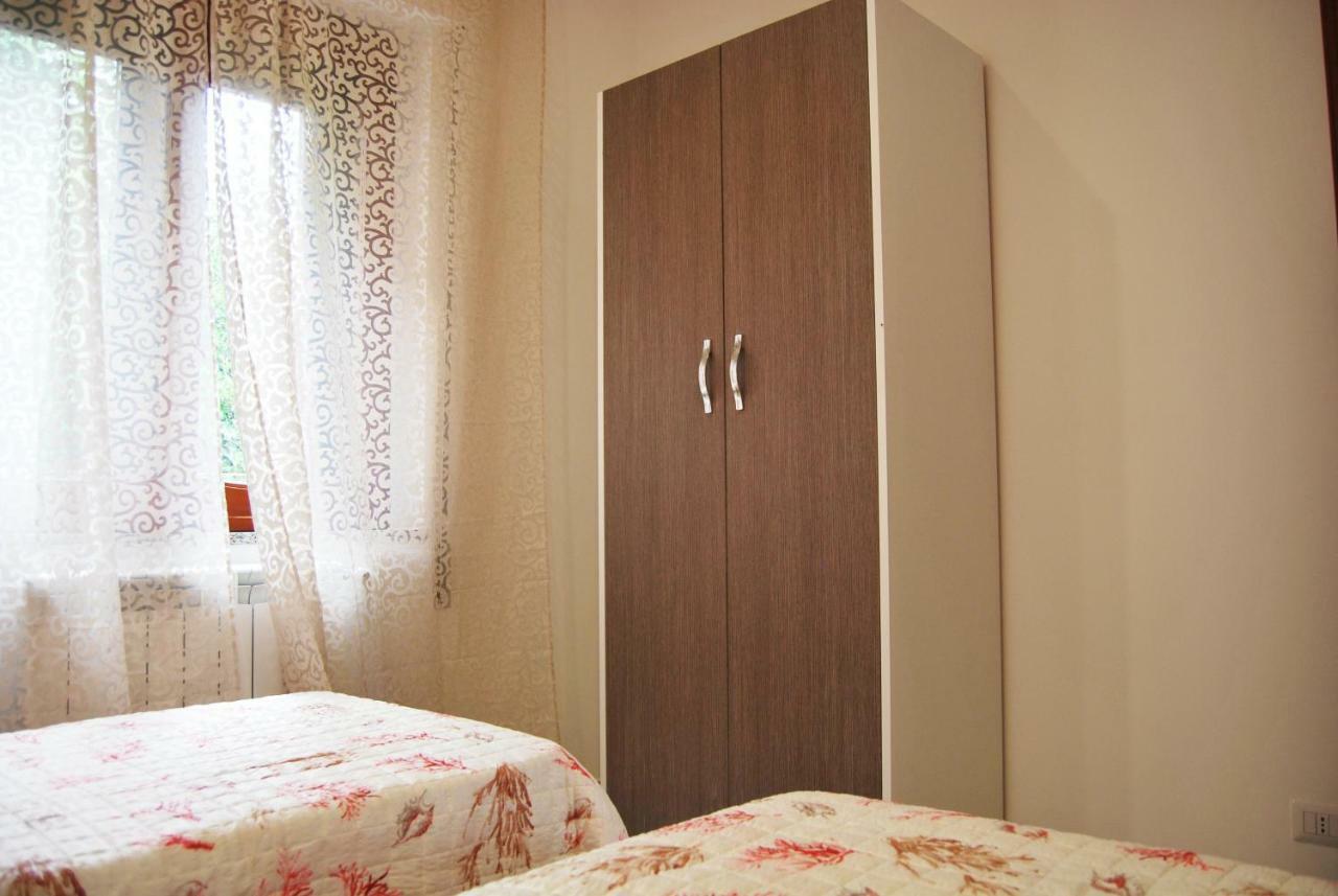Jazz & Blues Apartments Near " Sentiero Degli Dei " อาเจโรลา ภายนอก รูปภาพ