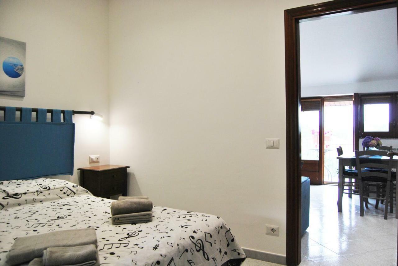 Jazz & Blues Apartments Near " Sentiero Degli Dei " อาเจโรลา ภายนอก รูปภาพ