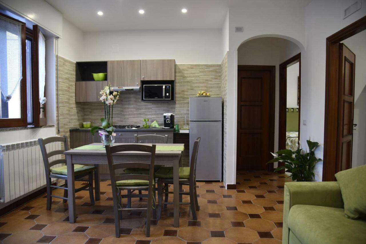 Jazz & Blues Apartments Near " Sentiero Degli Dei " อาเจโรลา ภายนอก รูปภาพ